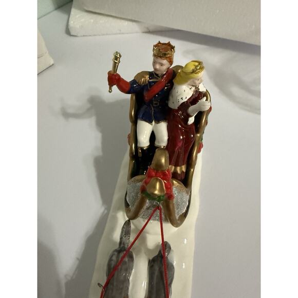 Dept 56 Snow Village Christmas "Snow Carnival King and Queen" Dog Sled #54869 - Picture 3 of 5